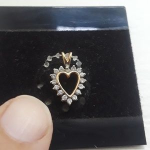 K Jewler used 14 karat diamonds pendent